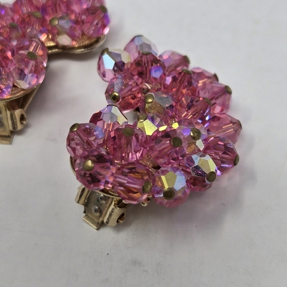 VINTAGE ALICE CAVINESS PINK CRYSTAL CLUSTER COMMA CLIP ON EARRINGS WOMEN JEWELRY - Picture 2 of 13